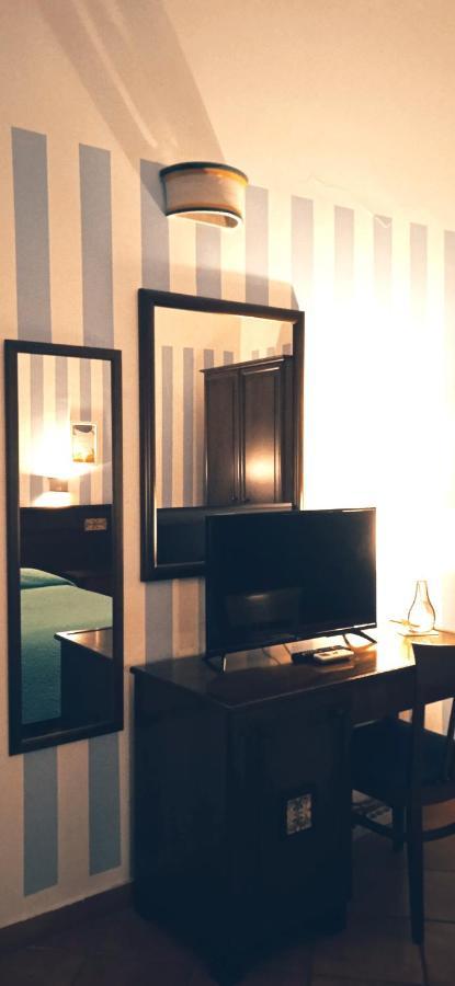Hotel Plaza กัลตานิสเซตตา ภายนอก รูปภาพ
